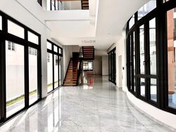 Mountbatten Road (D15), Detached #502962701